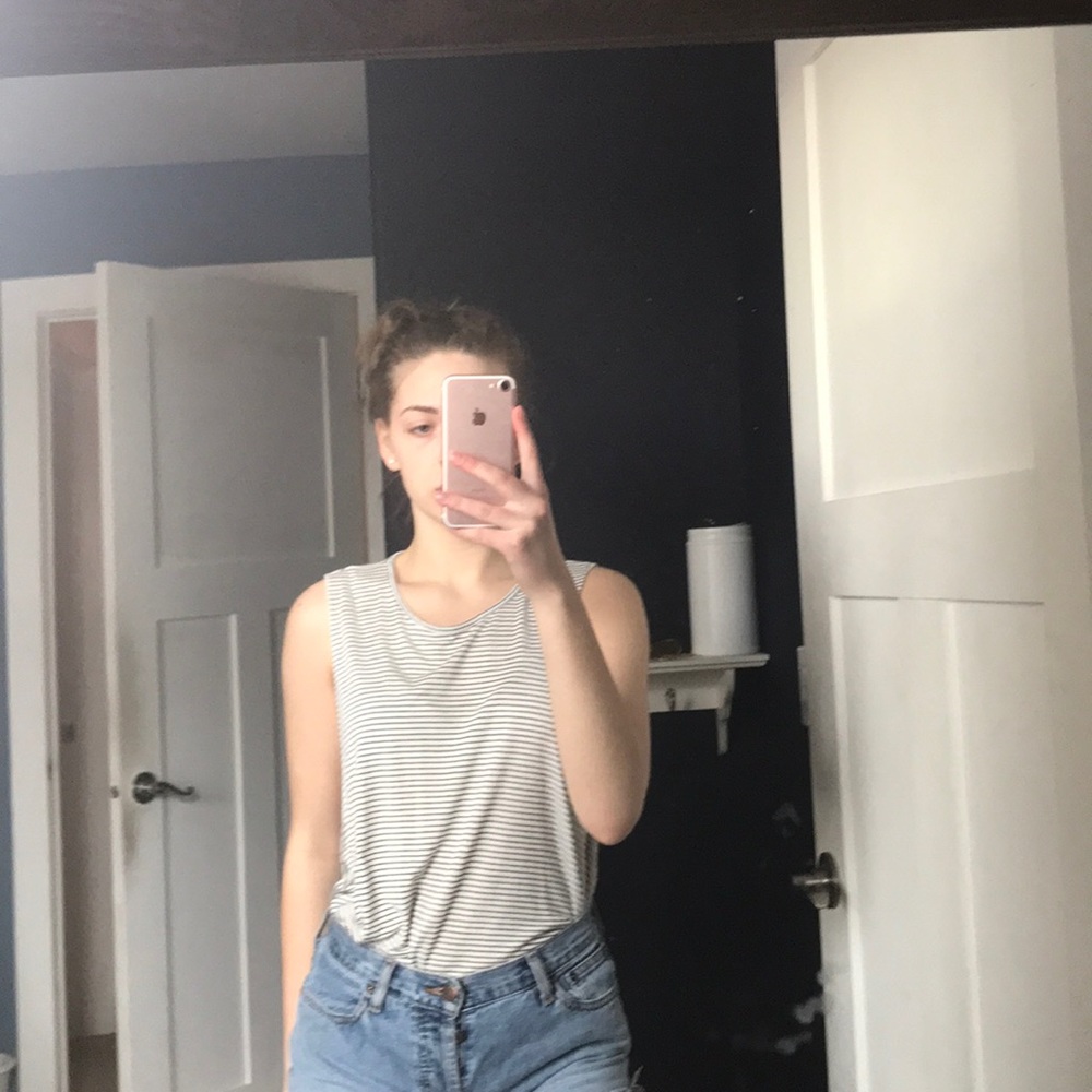 striped muscle tee